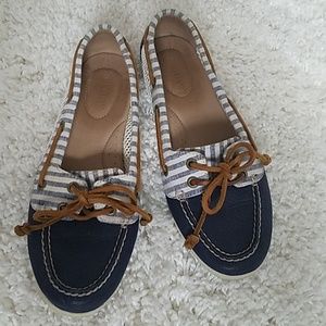Sperry boat shoes